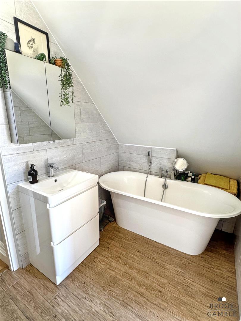 4 Bedroom House. Milton Road in Eastbourne,  11
